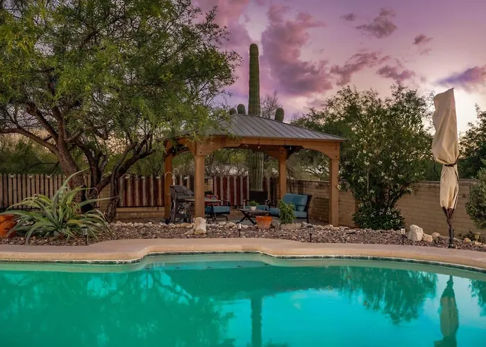 Backyard Oasis, Big 360-degree Views, 3 Bedroom 2 Ba * Tucson