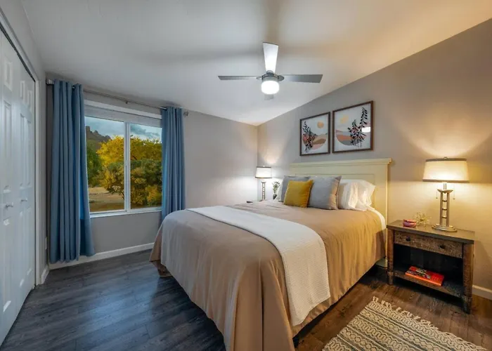 Backyard Oasis, Big 360-degree Views, 3 Bedroom 2 Ba Holiday home Tucson